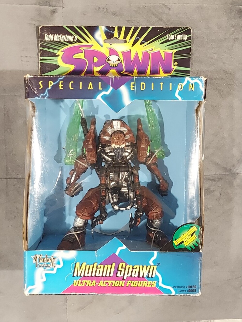 NEW IN BOX 1996 TODD MCFARLANE SPECIAL EDITION MUTANT SPAWN ULTRA ACTION FIGURE